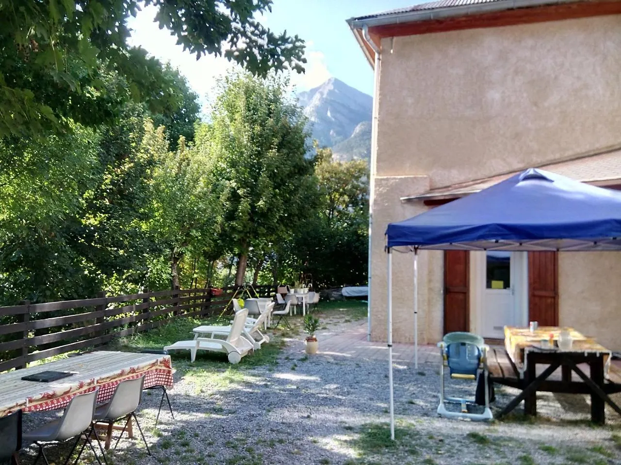 Bed & Breakfast Maison Familiale Des Gueyniers Jausiers